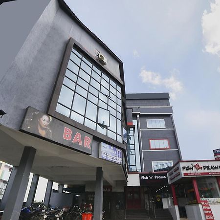 Collection O Vadapalani Hotel Ченай Екстериор снимка