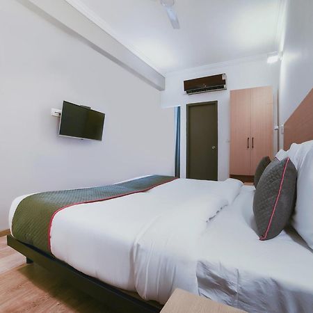 Collection O Vadapalani Hotel Ченай Екстериор снимка