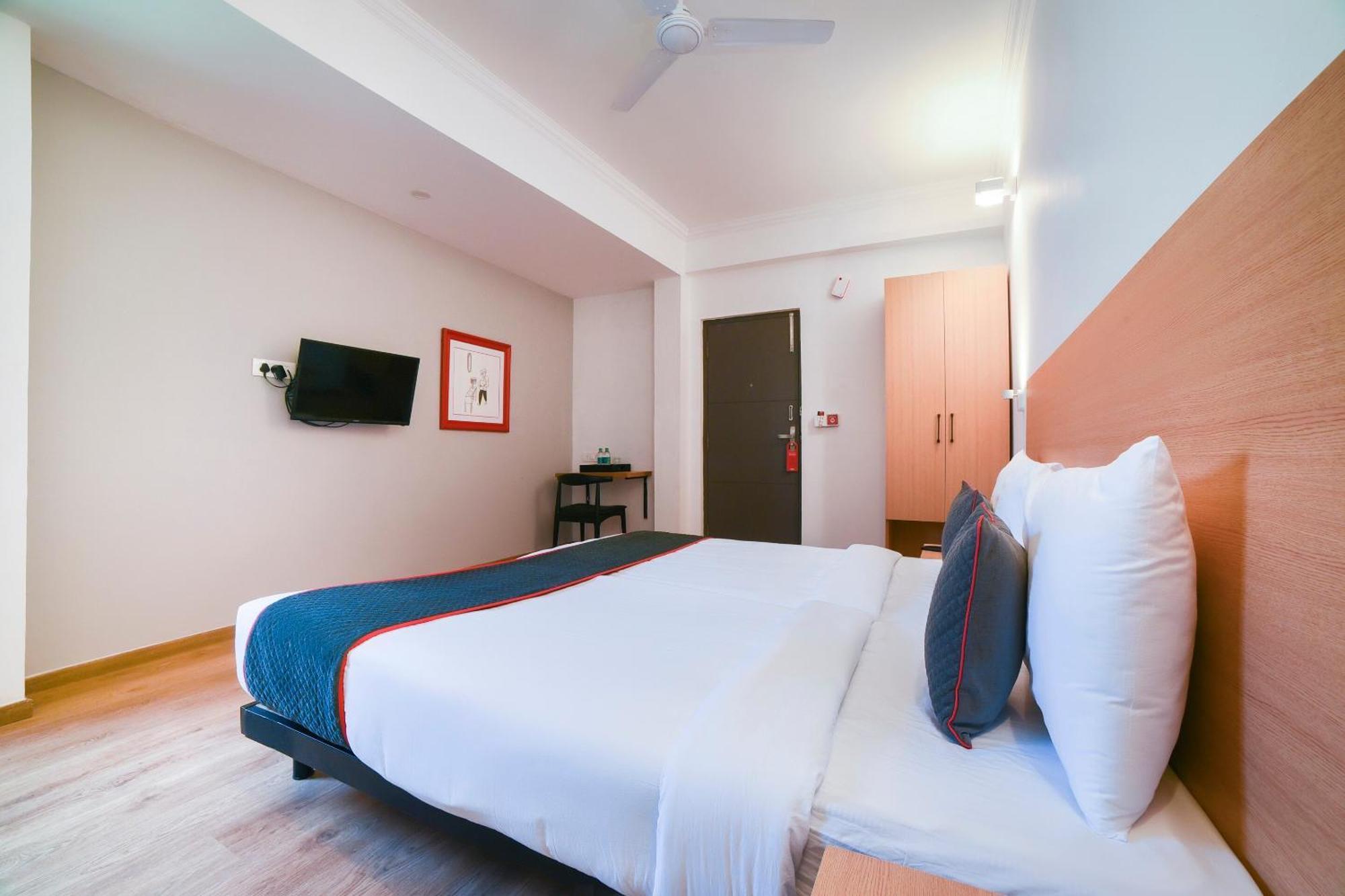 Collection O Vadapalani Hotel Ченай Екстериор снимка