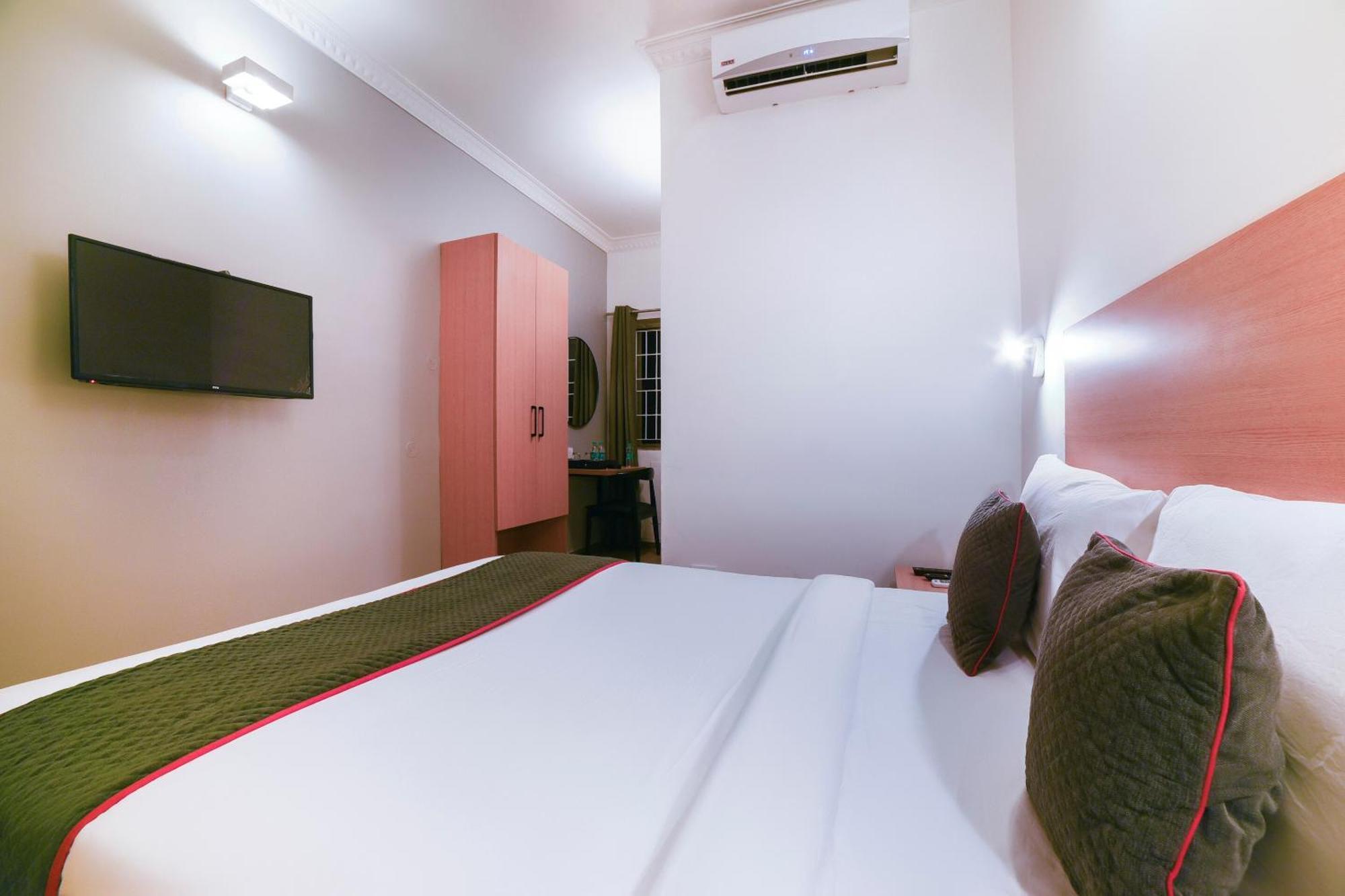 Collection O Vadapalani Hotel Ченай Екстериор снимка