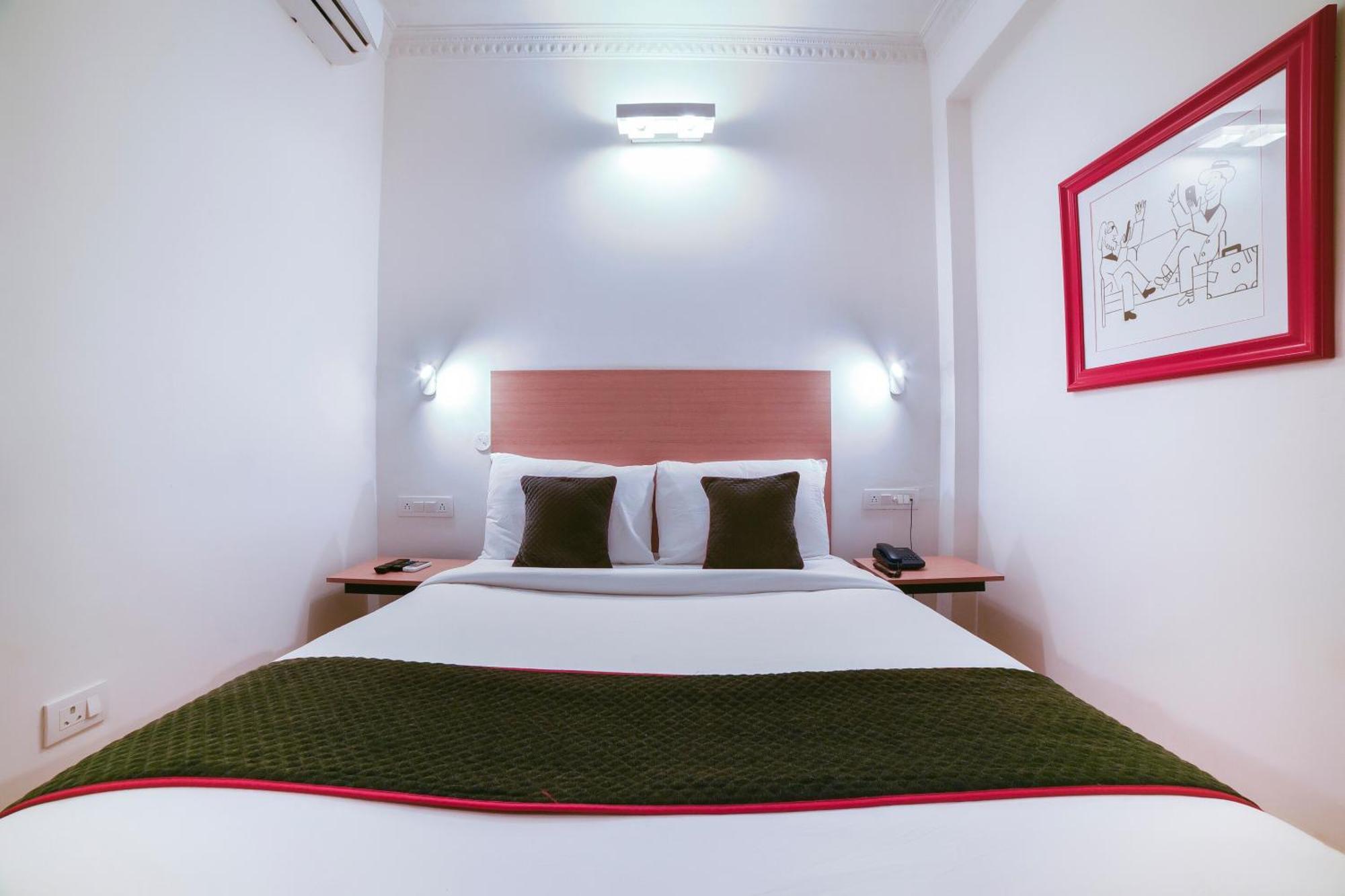 Collection O Vadapalani Hotel Ченай Екстериор снимка